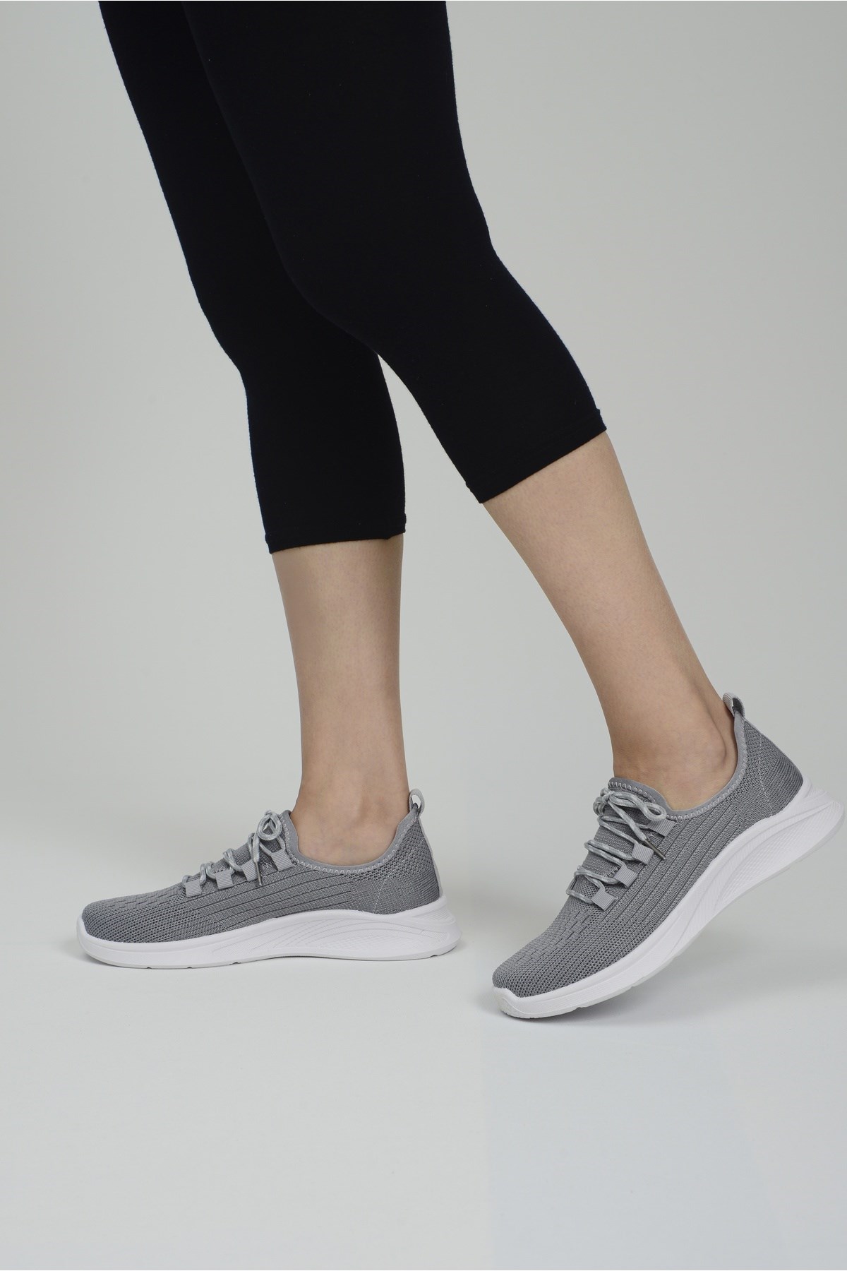 Gri Fileli Yazlık Günlük Kadın Spor Ayakkabı Sneaker